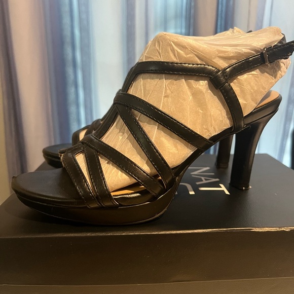 Brand new Black heels, closet clean out - Picture 2 of 3